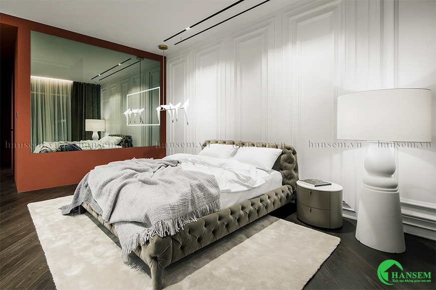 Sử dụng ánh sáng điện không quá sáng để mang đến cho căn phòng ngủ luôn ấm áp nhẹ nhàng